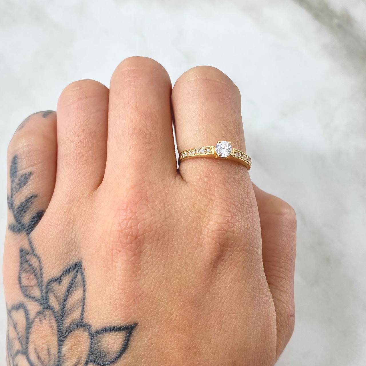 Anillo Solitario Churumbela 2gr / T7 1/4 / Oro Amarillo 18K