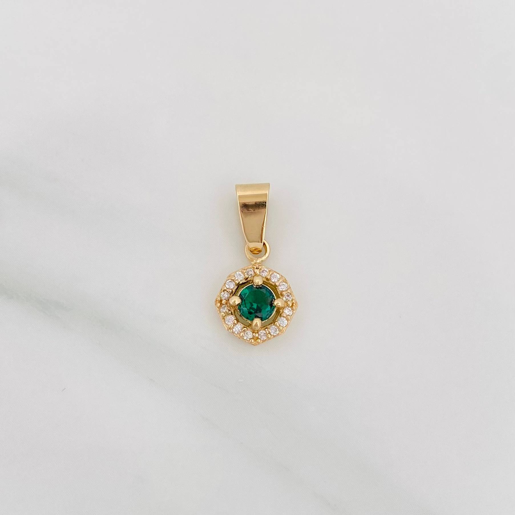 Dije Halo Circulo 1.2 g / 3/4 in Oro Amarillo 18K