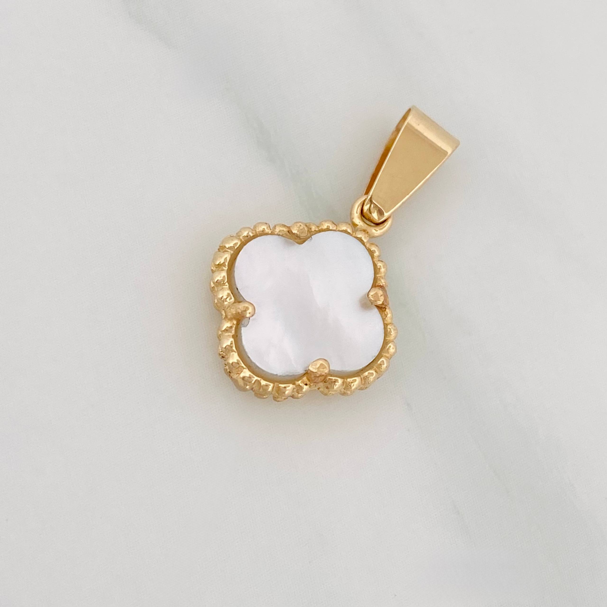 Dije Trebol 1.7 g / 3/4 in Oro Amarillo 18K