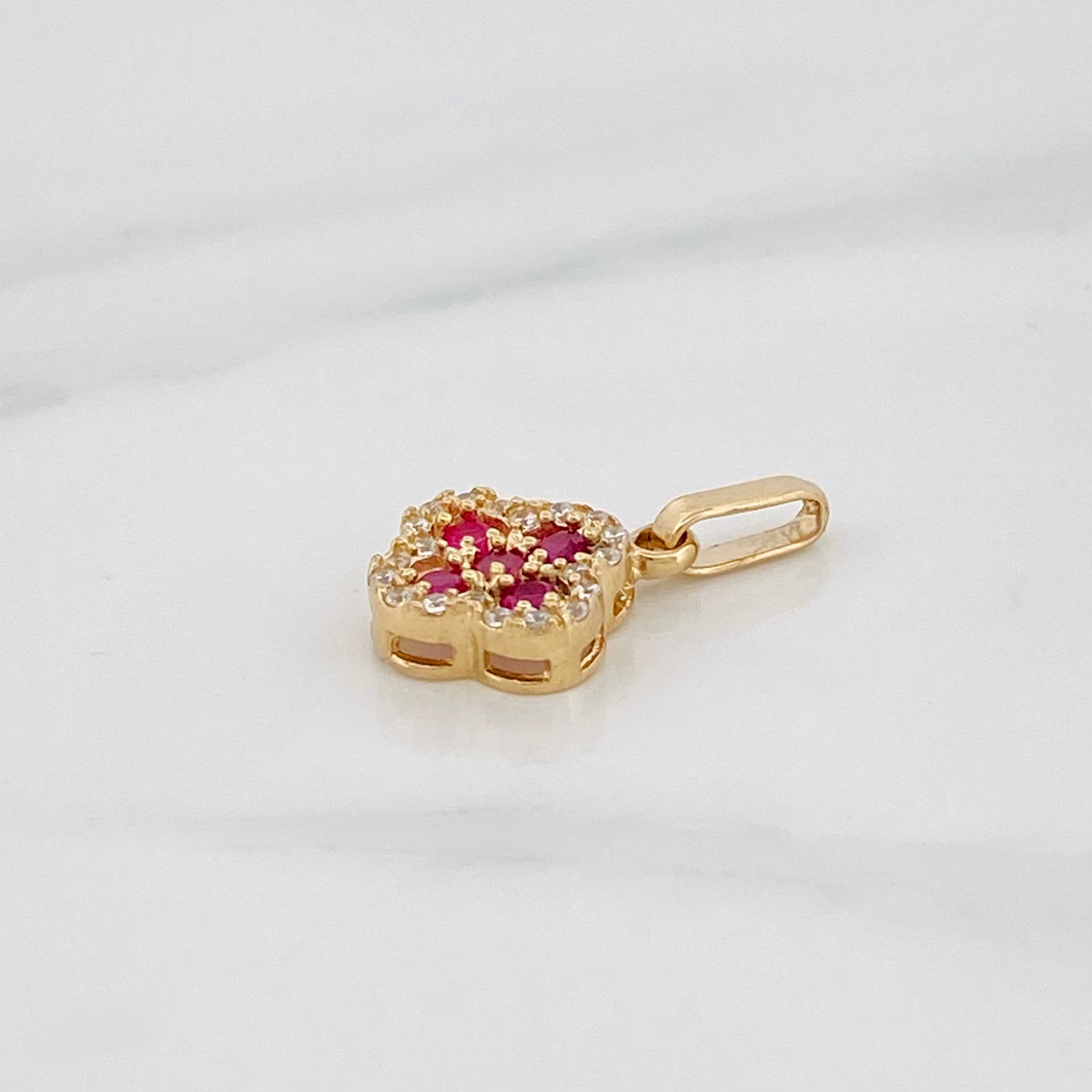 Pendant Clover 1.15 g / 3/4 in 18K Yellow Gold