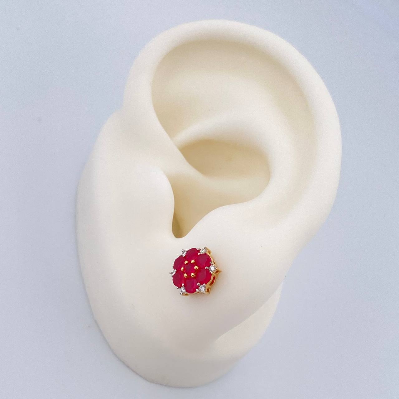Stud Earrings Flower Rubies 2.2gr / Yellow Gold 18K &