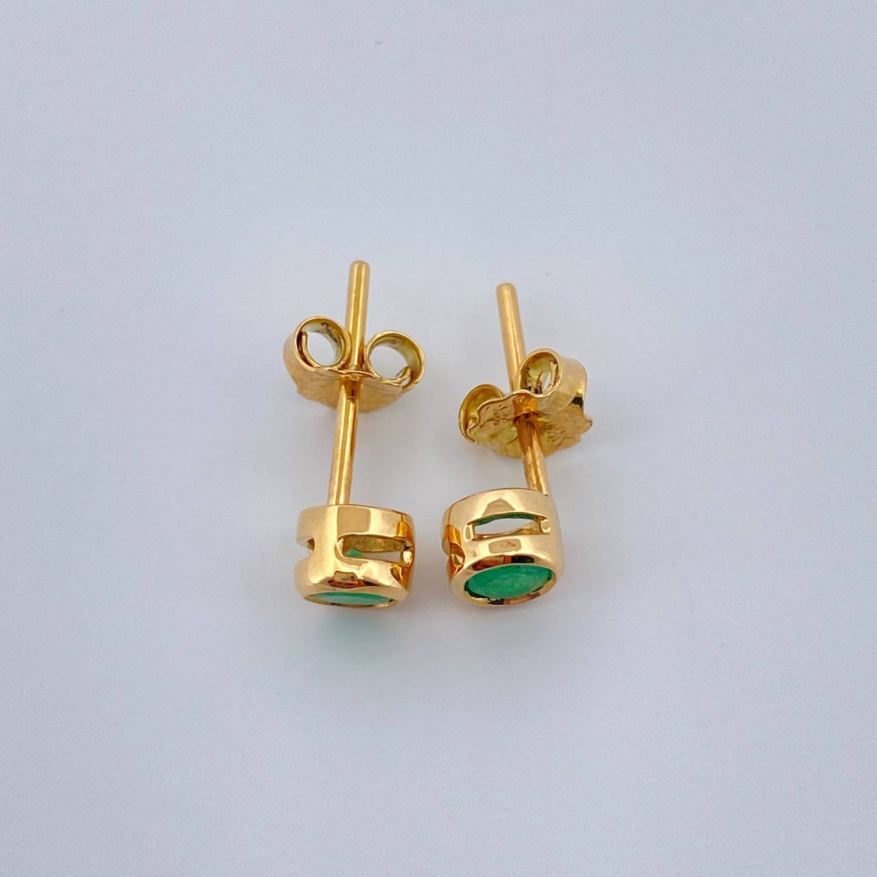 Topos Disel Esmeralda 1.1gr / Oro Amarillo 18K &