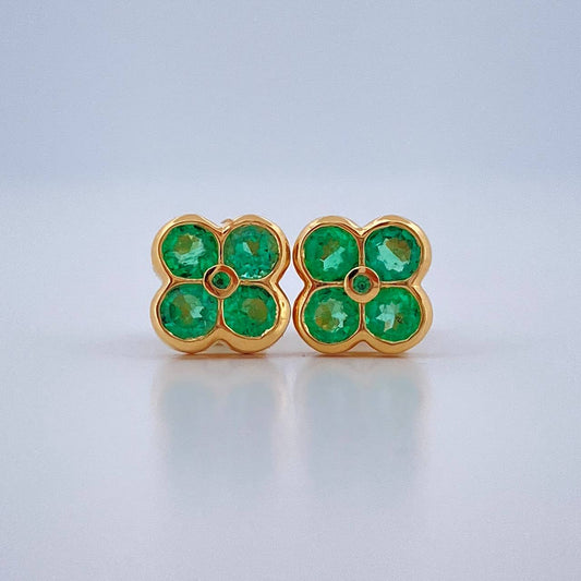 Topos Trebol Esmeralda 2.1gr / Oro Amarillo 18K &