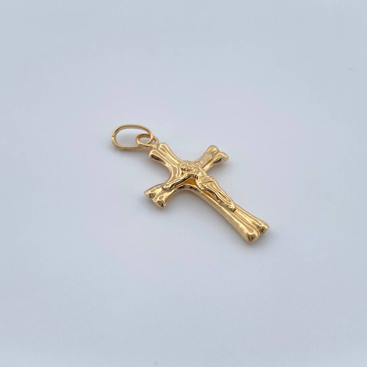Dije Cruz Cristo 0.5gr / Oro Amarillo 18K &