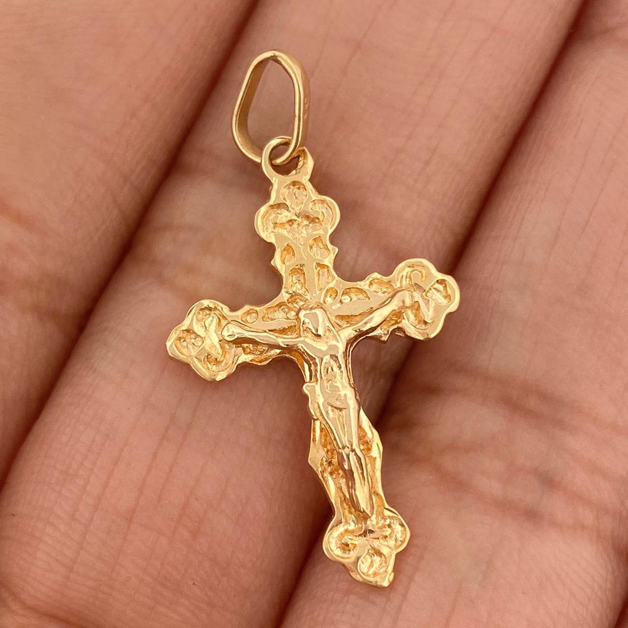 Pendant Cross Christ 1.65gr / 1in / 18K Gold +&
