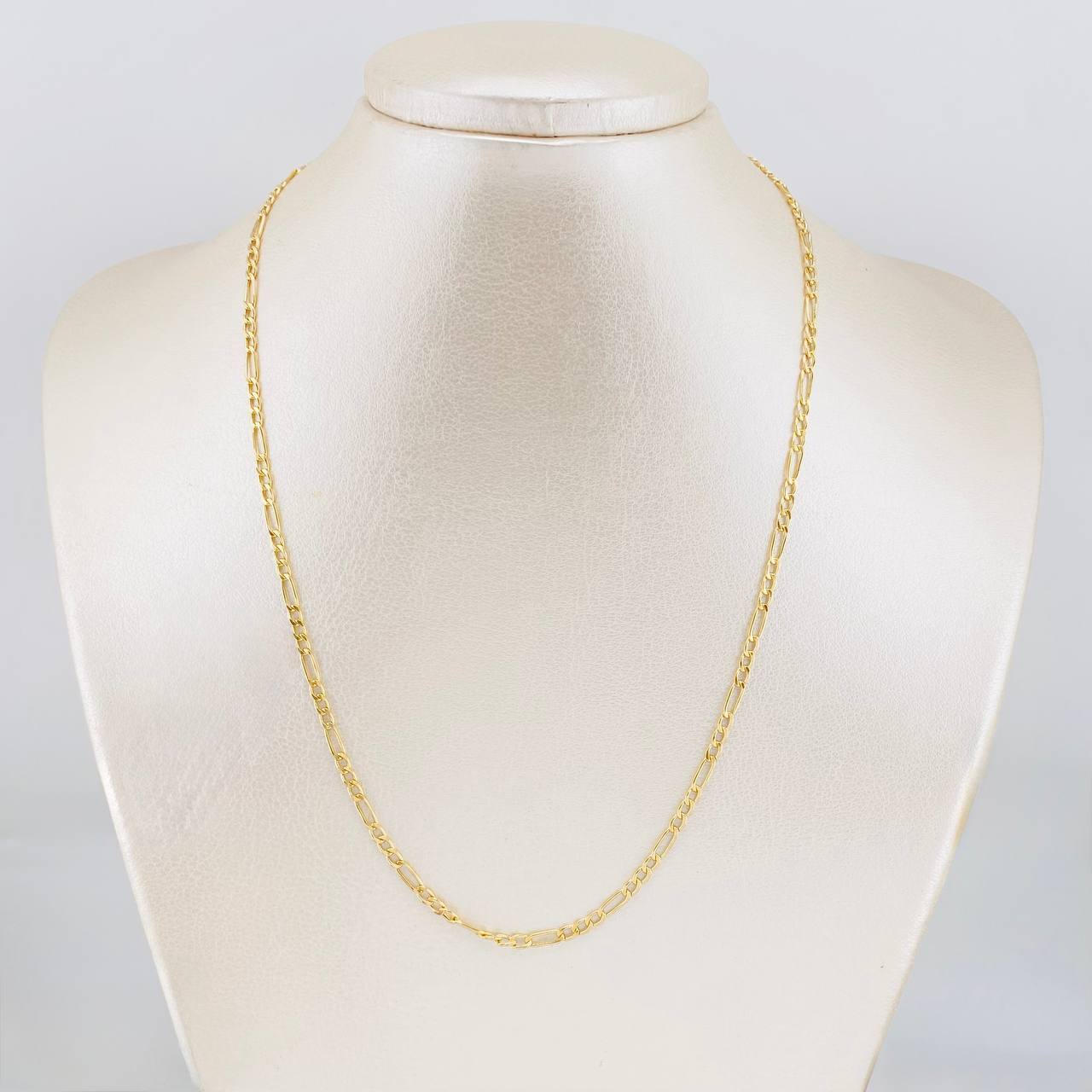 Figaro Chain 2.75g / 18 in / 2.5mm Yellow Gold 18K