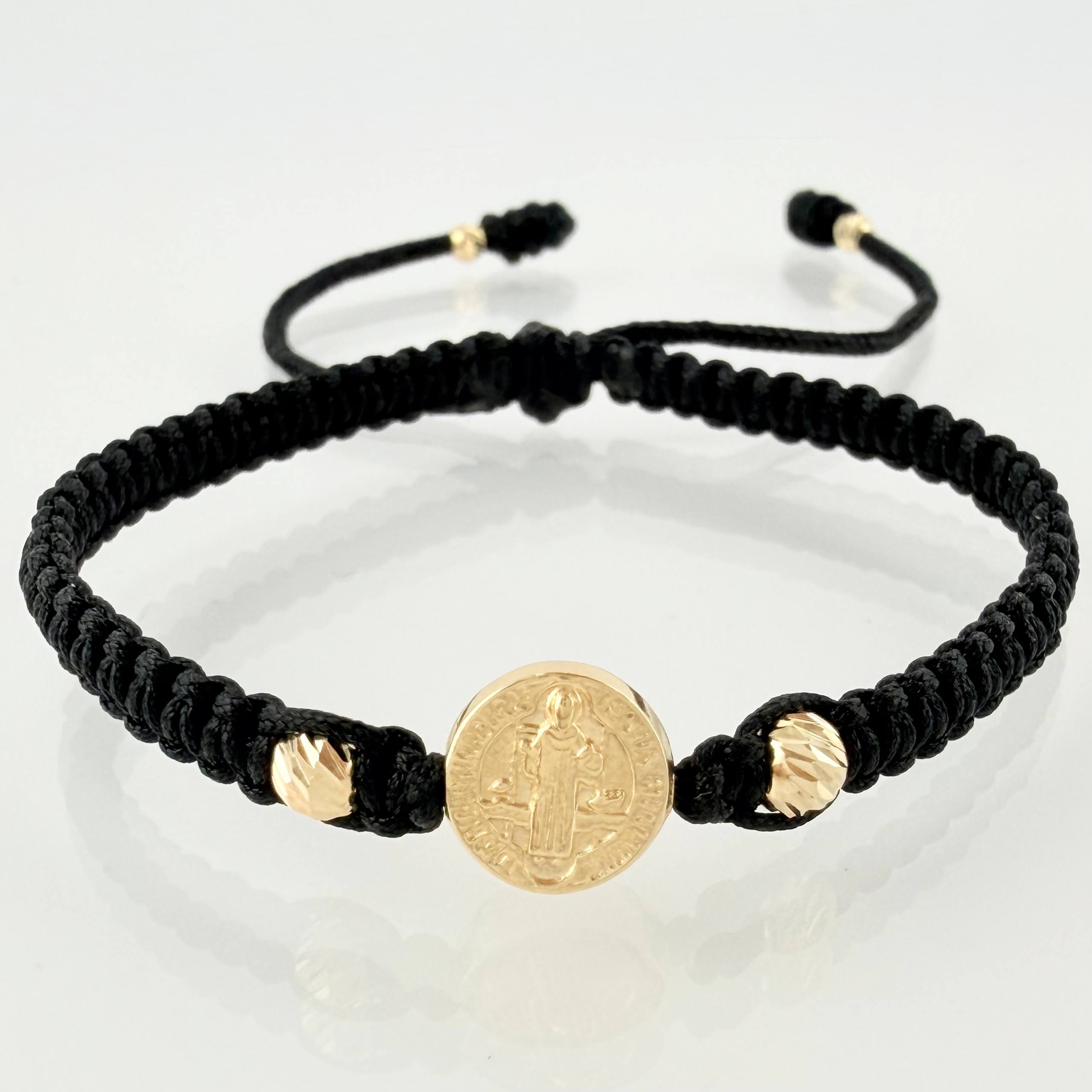 Pulsera Negra San Benito 3mm-4mm 4 Und Bolas Diamantadas Oro Amarillo 18K (A.C)
