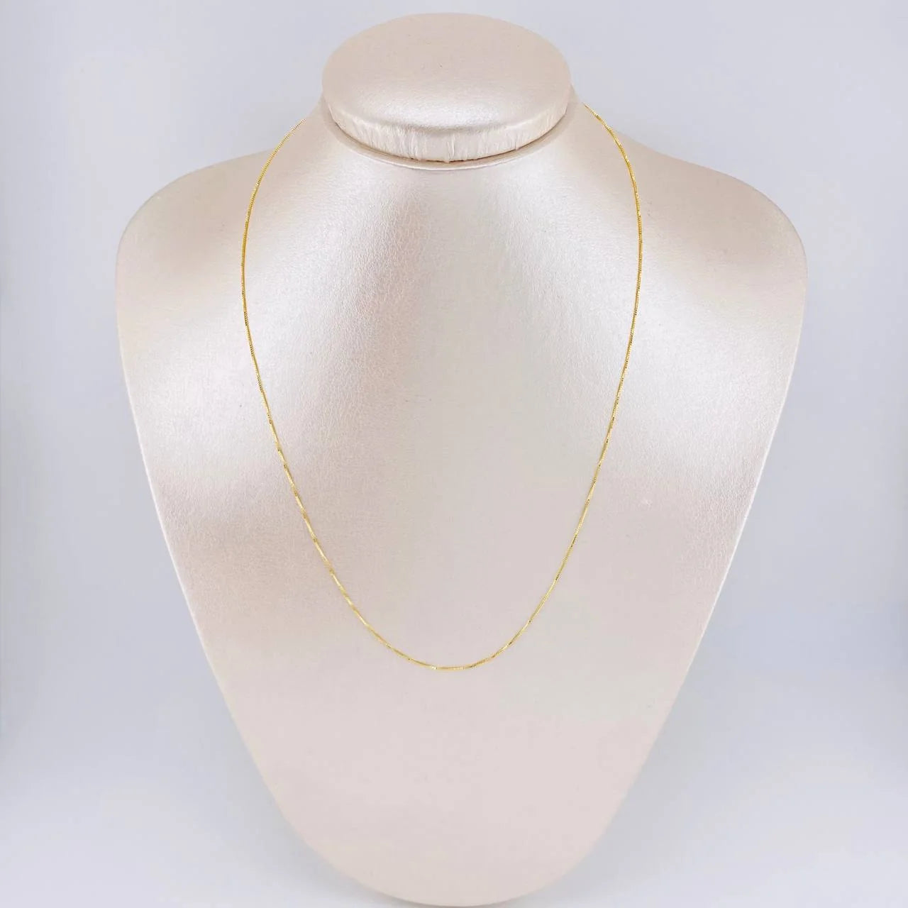 Cadena Veneciana 1.2g / 18 in / 0.7mm Oro Amarillo 18K