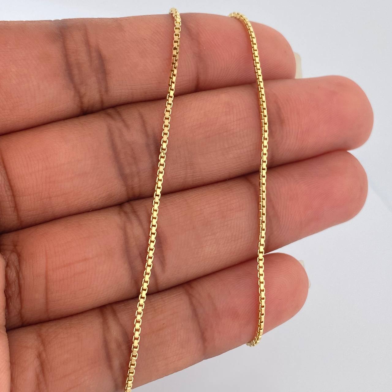 Cadena Veneciana 5.65gr / 23 3/4 in / 1.05mm Oro Amarillo +3 18K $
