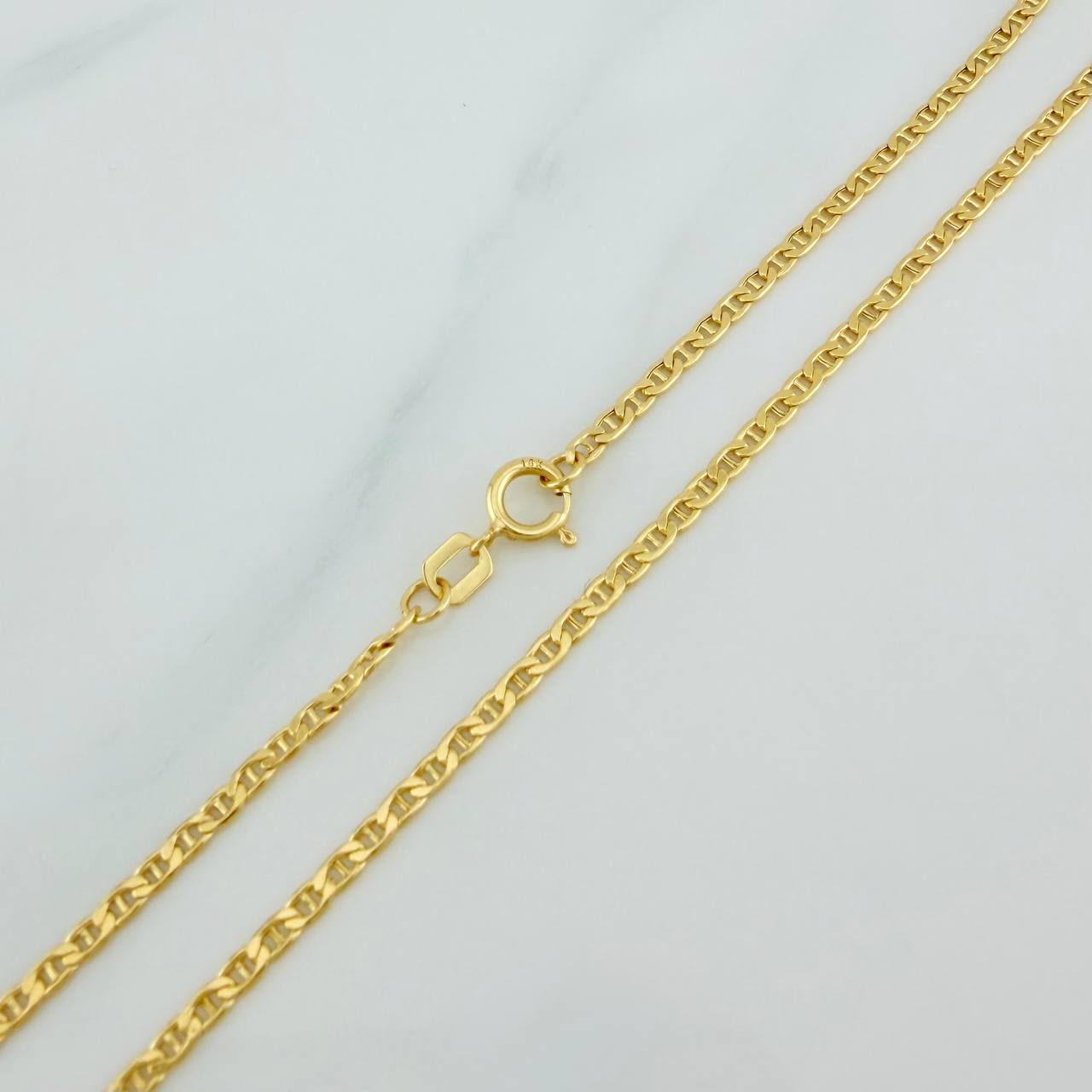 Flat Mariner Chain 2.25 g / 23 3/4 in / 1.8 mm 18K Yellow Gold
