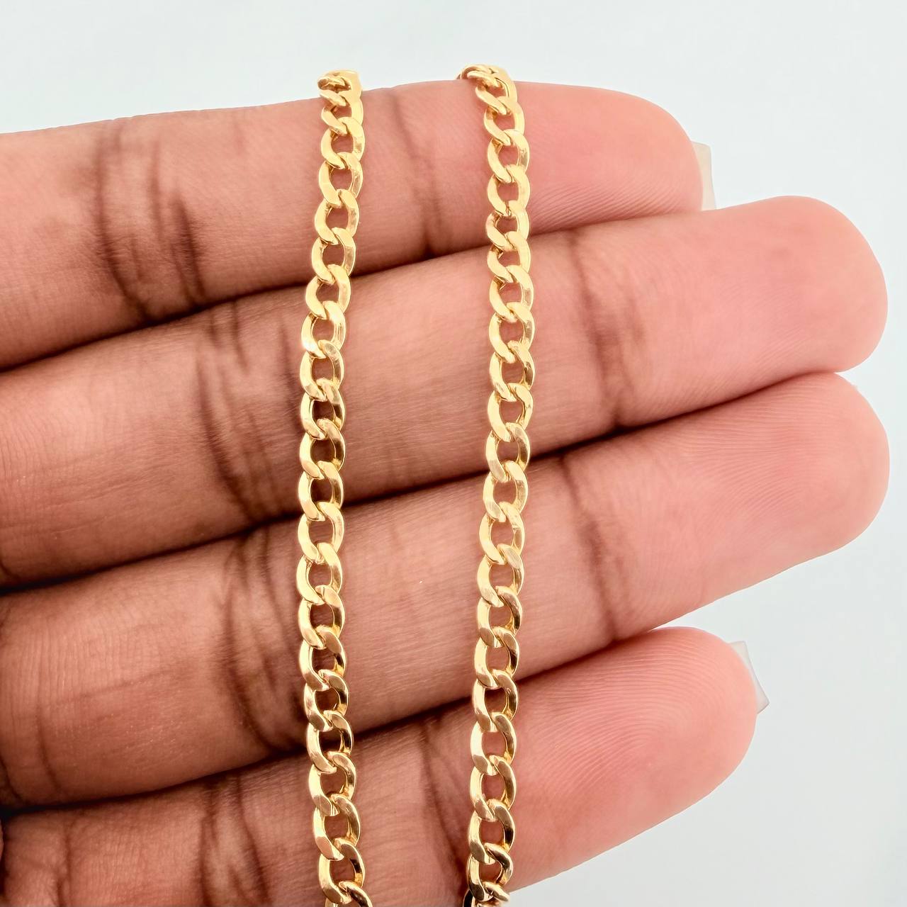 Pulso Cubano 2.3 g / 7 1/4 in / 3.31 mm Oro Amarillo 18K