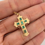 Pendant Flat Cross Emeralds 50Pts 1.8 g / 1 1/2 in Yellow Gold 18K