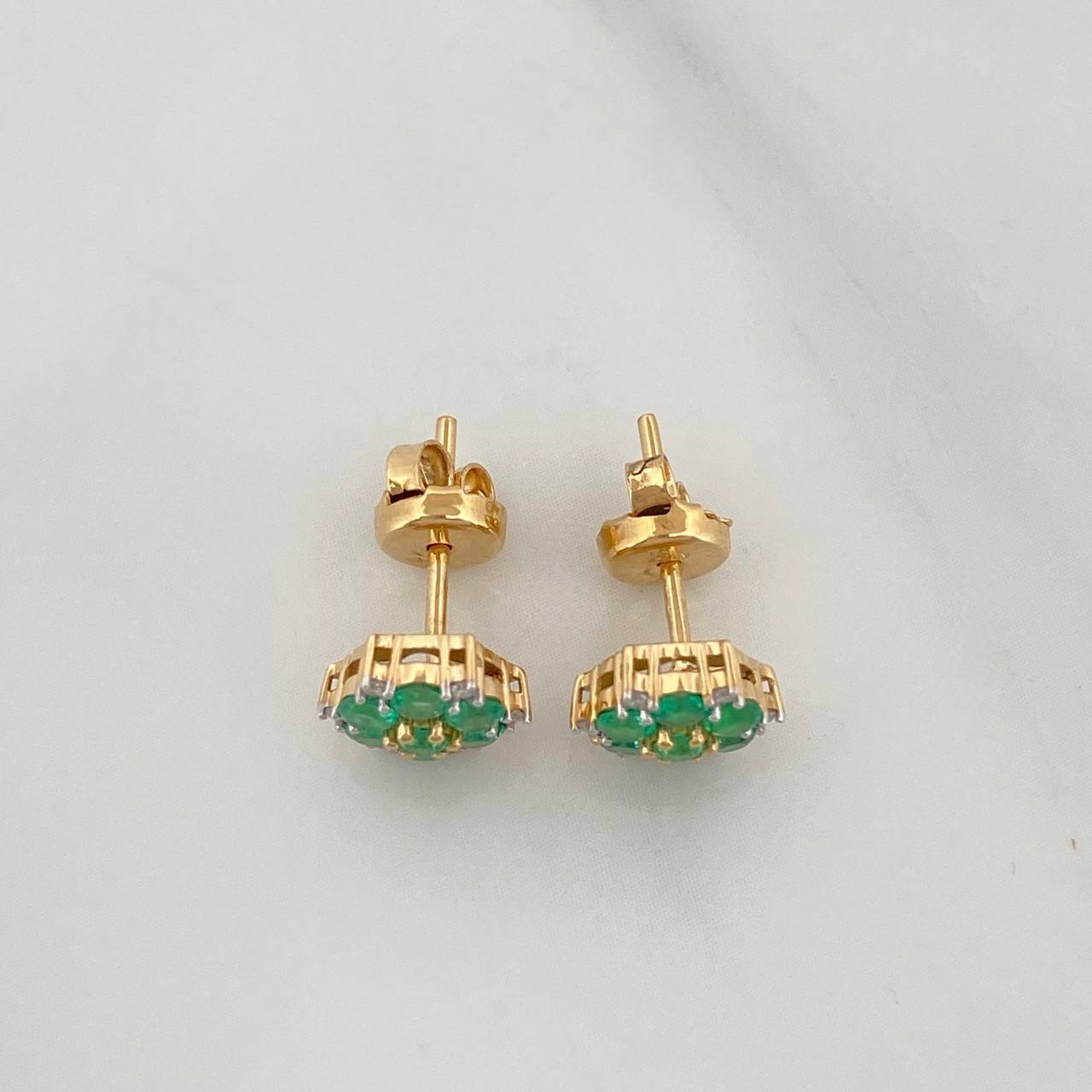 Stud Earrings Flower 14 Emeralds 62Pts 12 Diamonds 07Pts 2.2 g / in / 7.5 mm Two Yellow White Gold 18K