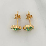 Stud Earrings Flower Emeralds 59Pts 1.9 g / in / 7.5 mm Yellow Gold 18K