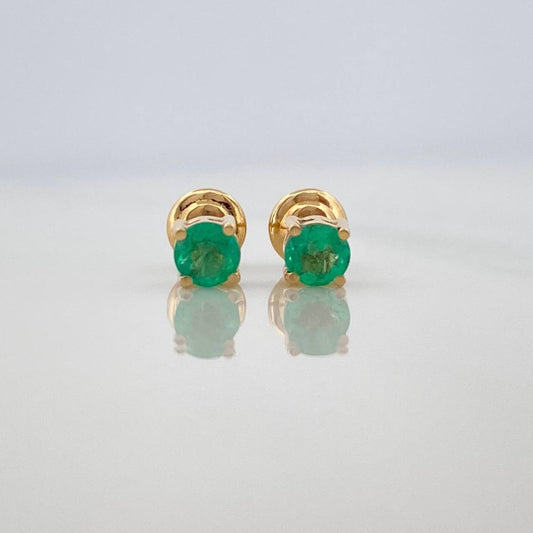 Stud Earrings Four Prongs Emeralds 34Pts 0.85 g / in / 3.3 mm Yellow Gold 18K