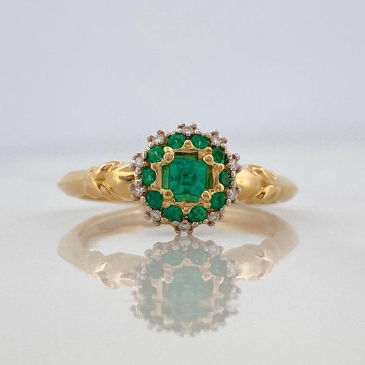Emerald Flower Ring 28Pts Diamonds 05Pts 3.05 g / T6 Two-Tone Yellow White Gold 18K