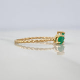 Emerald Figures Ring 29Pts 0.95 g / T7 1/4 18K Yellow Gold
