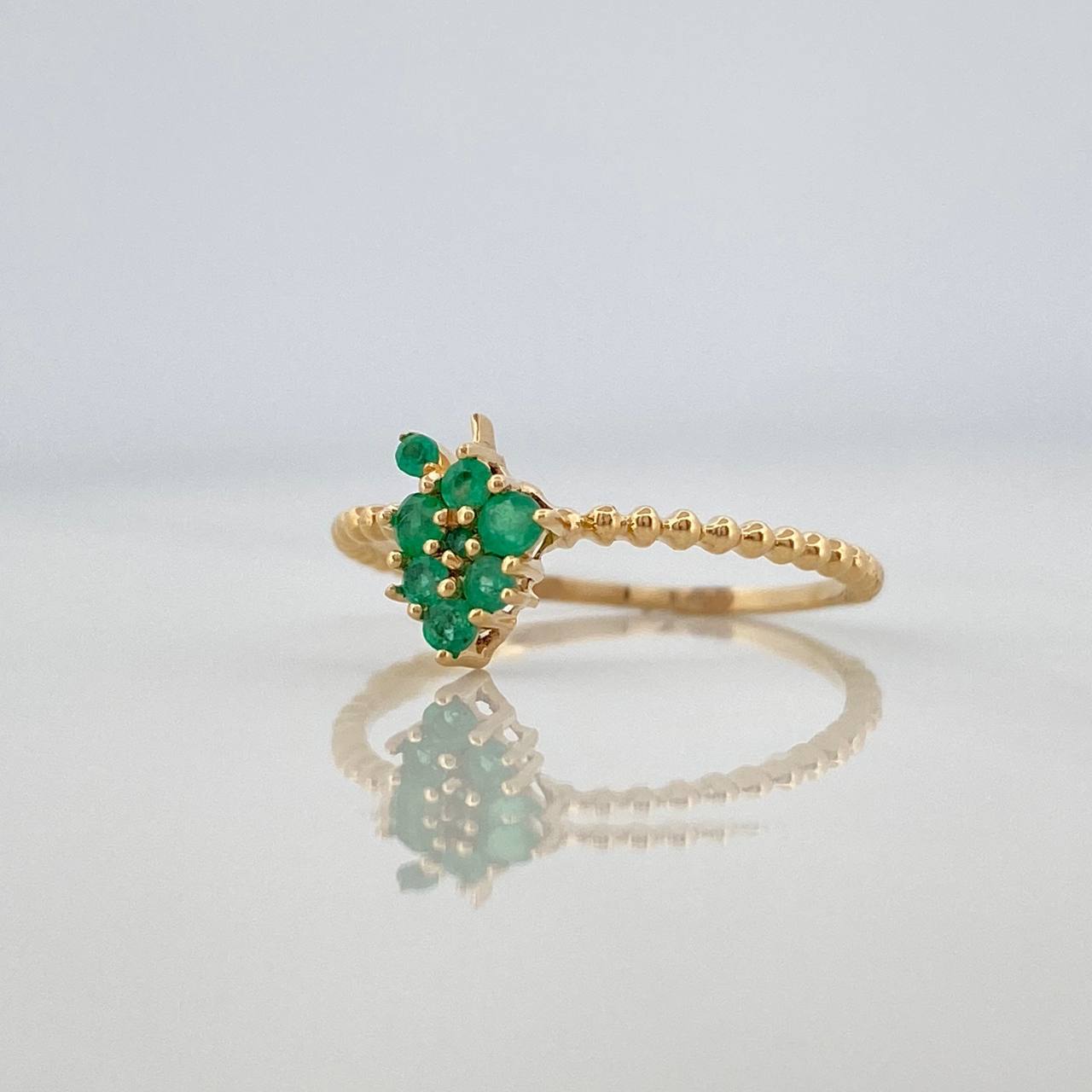 Emerald Grapes Ring 16Pts 1 g / T5 Yellow Gold 18K