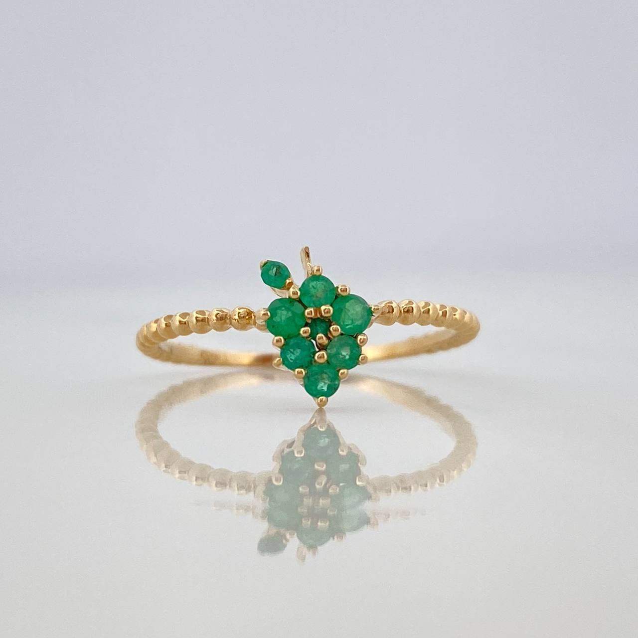 Emerald Grapes Ring 16Pts 1 g / T5 Yellow Gold 18K