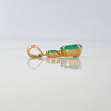 Emerald Tear Pendant 77Pts 1.05 g / 3/4 in 18K Yellow Gold