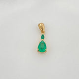 Emerald Tear Pendant 77Pts 1.05 g / 3/4 in 18K Yellow Gold
