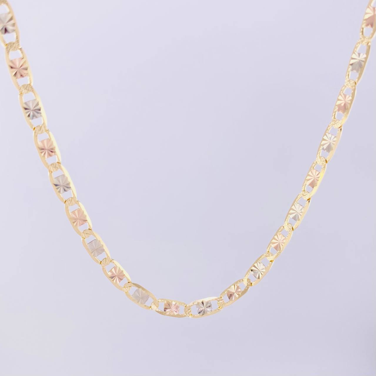 Cadena Escalera Plana 8.05g / 20 in / 3.3mm Tres Oros 18K