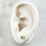Stud Earrings Four-Prong Setting Emeralds 34pts 1.25gr / 18K Gold ©