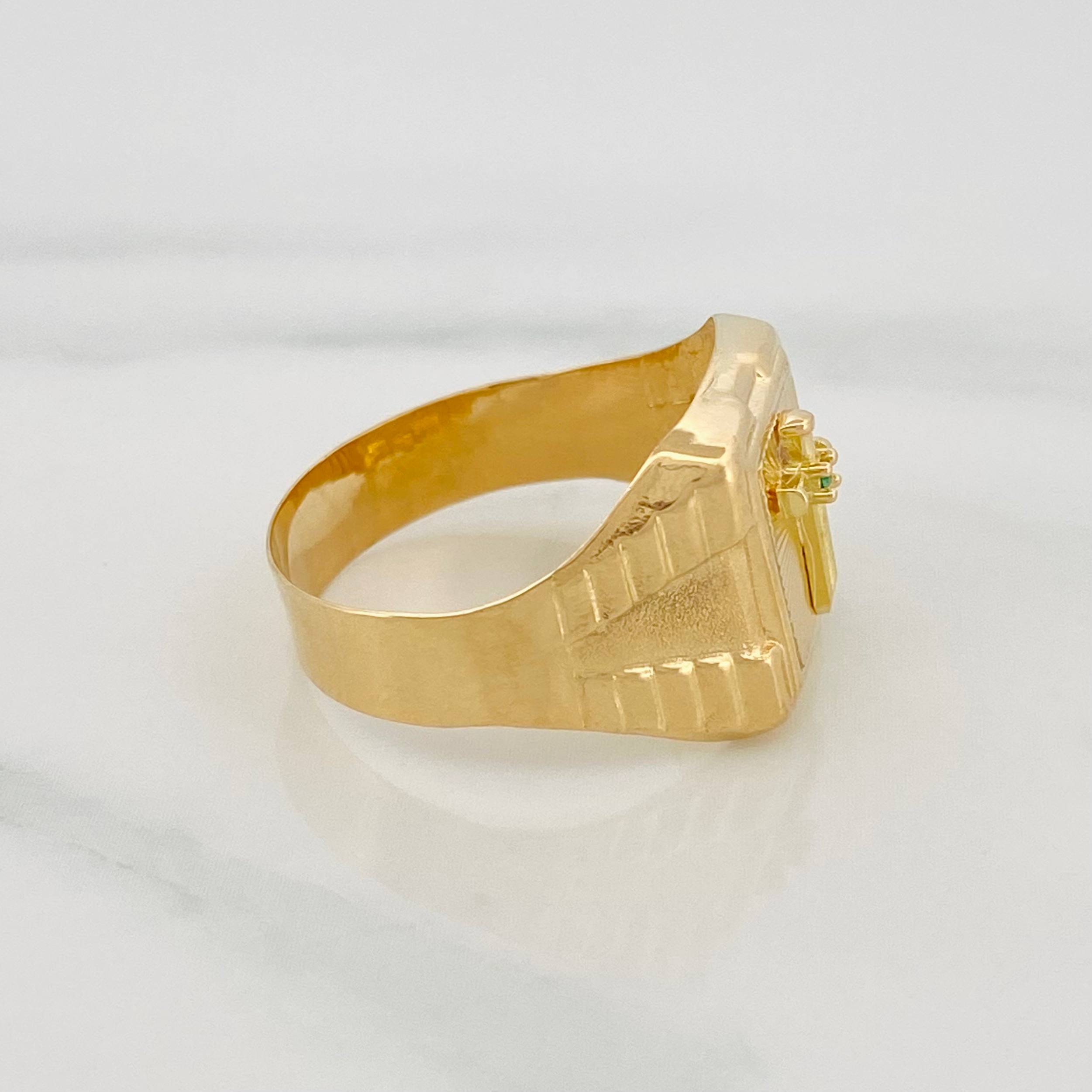 Cross Signet Ring 3 g / Size 8 3/4 Yellow Gold 18K