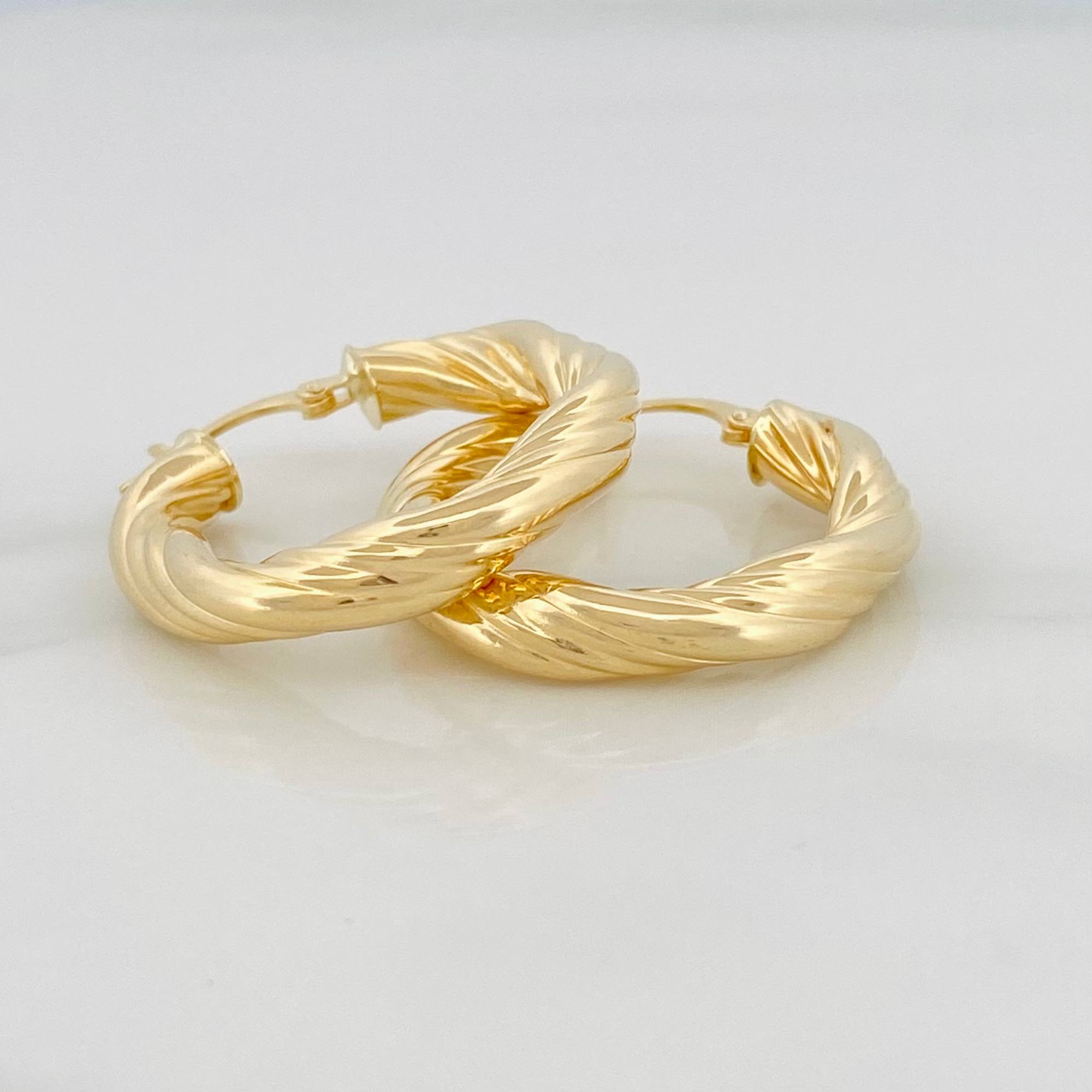 Candongas Emmi 4.85 g / 1 1/4 in Oro Amarillo 18K