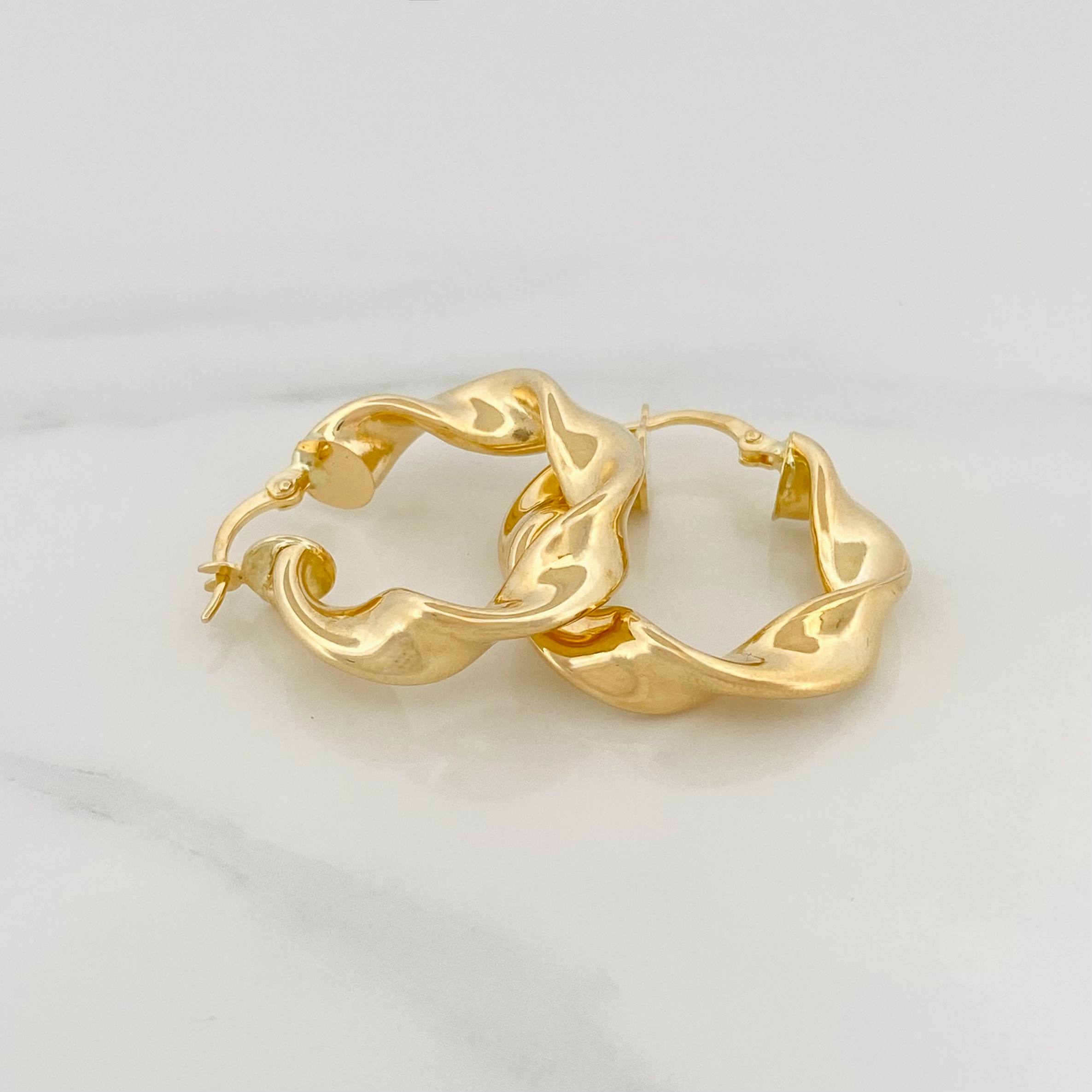 Candongas Demi 4.9 g / 1 1/4 in Oro Amarillo 18K