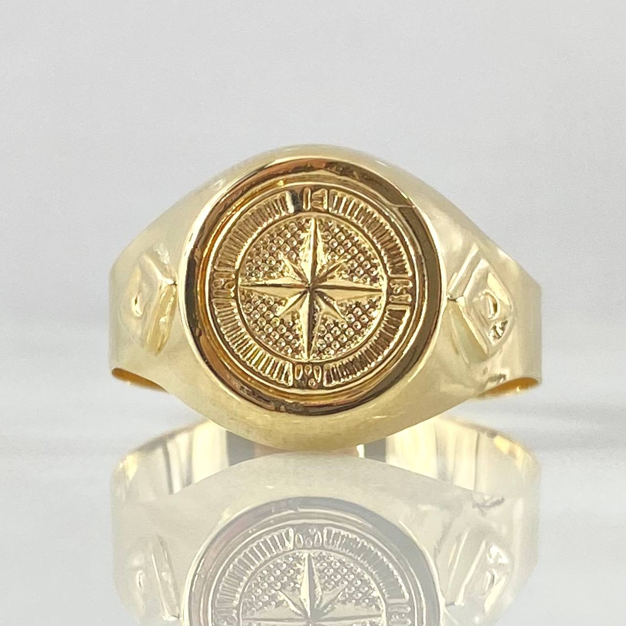 Rhombic Compass Ring 2.65gr / Size 11 3/4 / 18K Gold