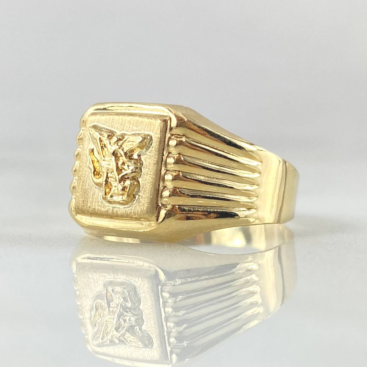 Anillo Rectangulo San Miguel Arcangel 1.75gr / T6 / Oro Amarillo 18K ©