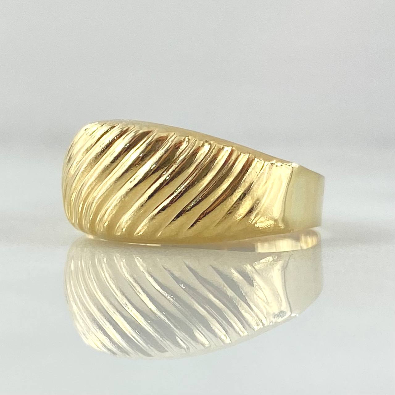 Anillo Multilineas Paralelas 1.5gr / T8 1/4 / Oro Amarillo 18K