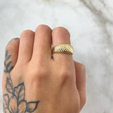 Parallel Multiline Ring 1.45gr / Size 7 / 18K Gold