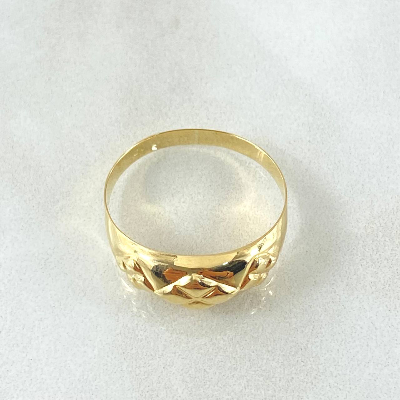 Rhombus Dotted Ring 1.1gr / Size 7 1/4 / 18K Gold