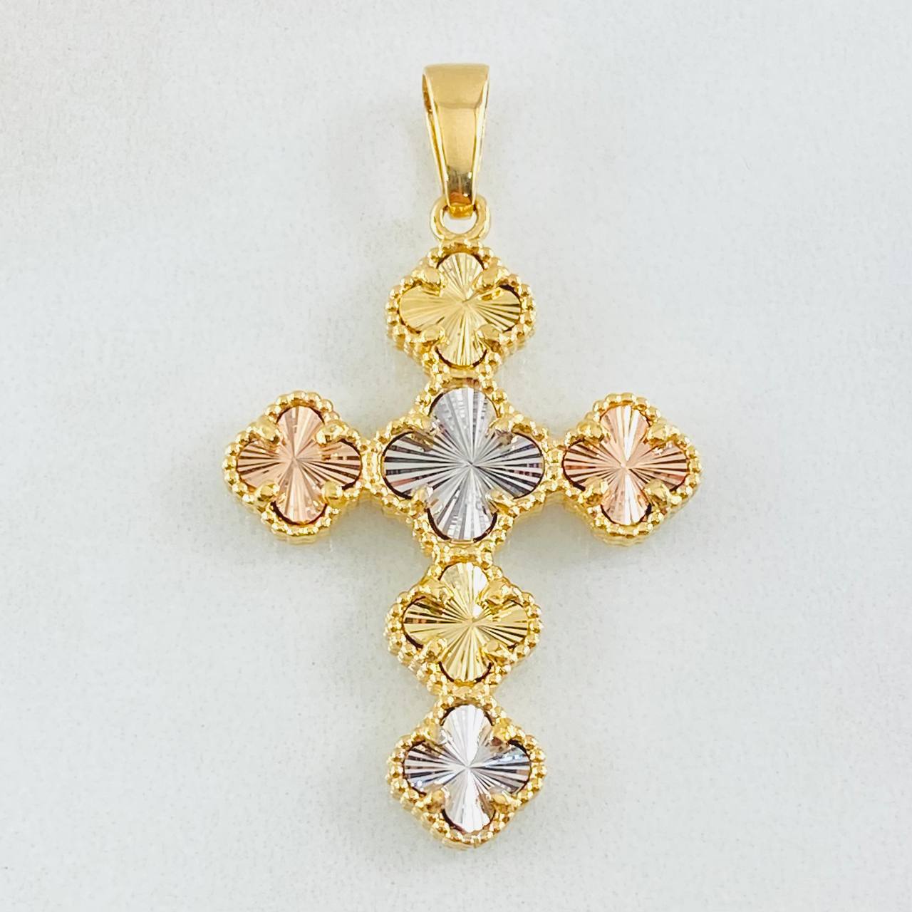 Dije Cruz Trebol Diamantado 5.3gr / 1 1/2 in / Tres Oros Nac.Esp. 18K