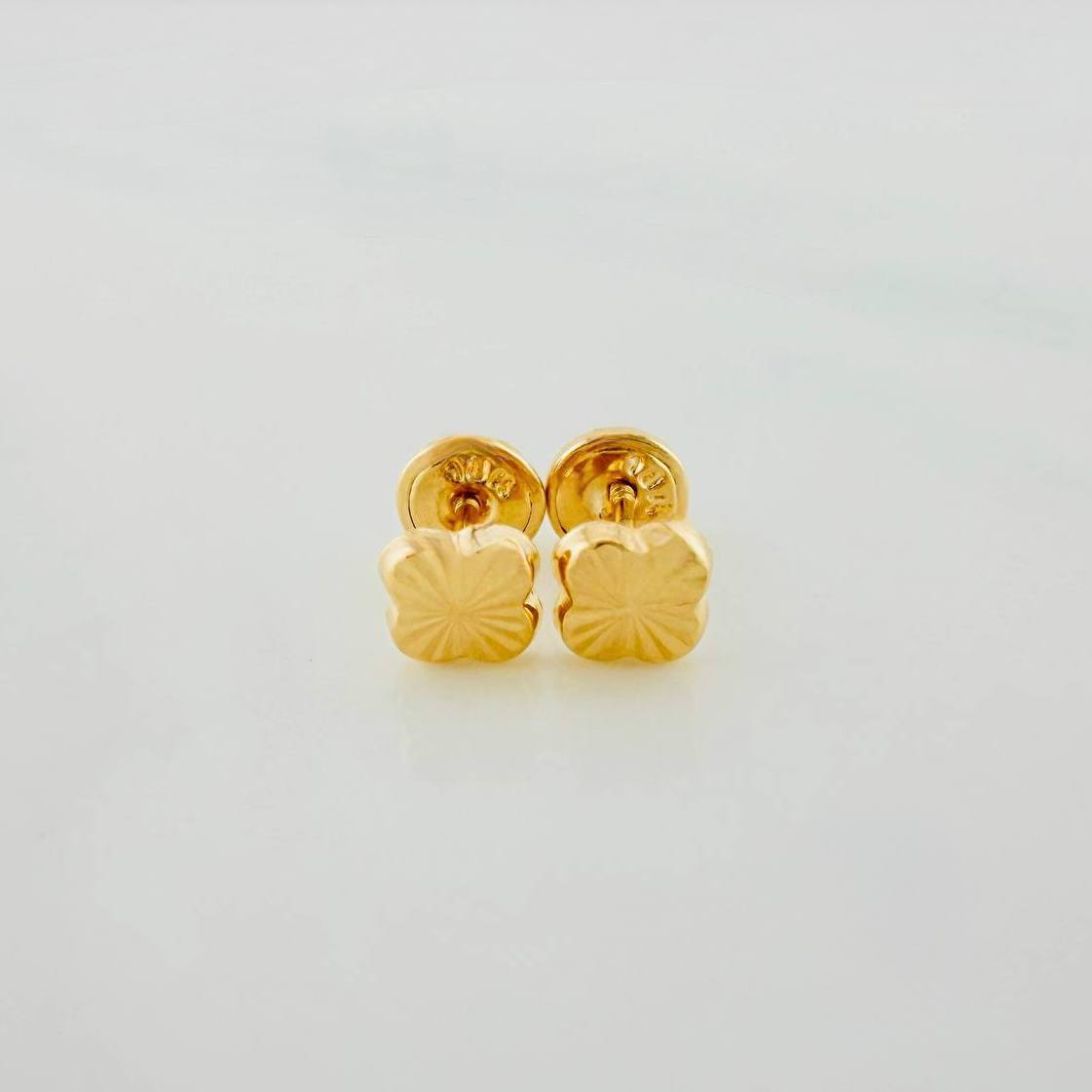 Topos Trébol Diamantados 0.6 g / in / 5.28 mm Oro Amarillo 18K