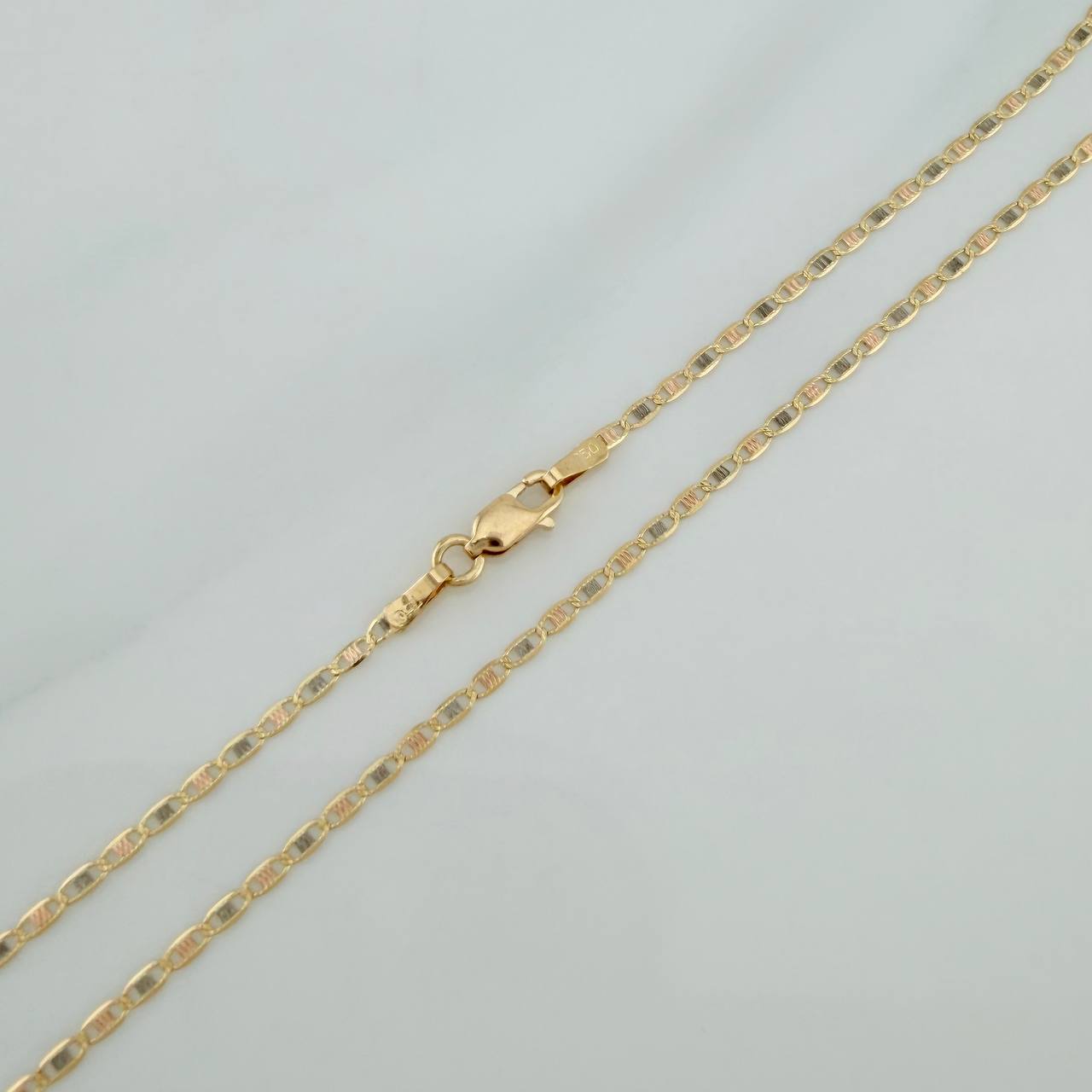 Cadena Escalera Plana Diamantada 1.45 g / 17 3/4 in / 1.38 mm Tres Oros 18K