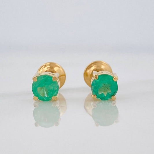 Stud Earrings Claw Emerald 0.29cts Emerald 1ct 0.75g / in / 3.24mm Yellow Gold 18K