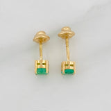 Topos Garra esmeralda 0.29pts Esmeralda 1pts 0.75g / in / 3.24mm Oro Amarillo 18K