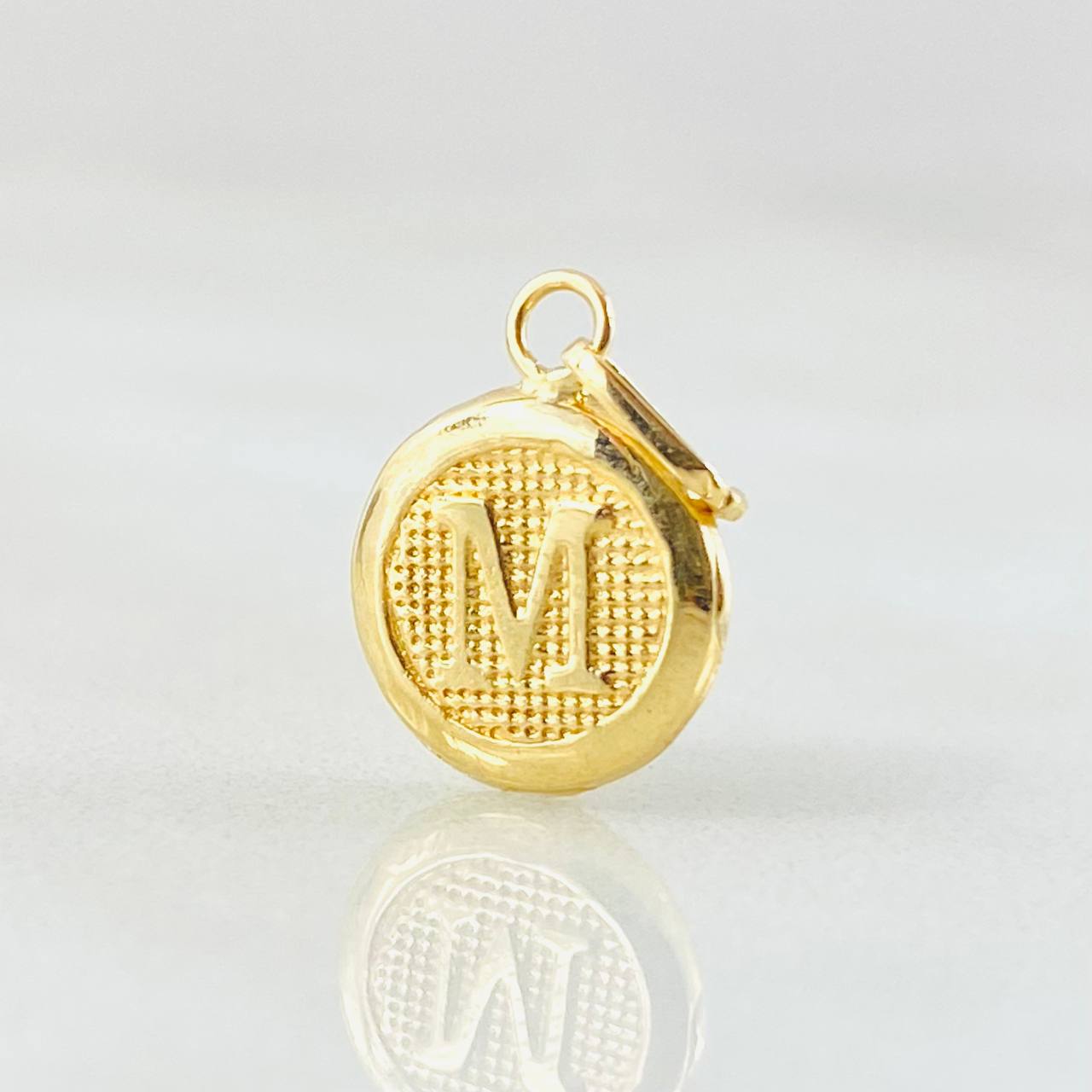 Pendant Letter Circle M 0.4 g / 3/4 in Yellow Gold 18K