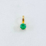 Dije Circulo Esmeralda 13pts 0.25gr / 1/4 in / Oro Amarillo 18K