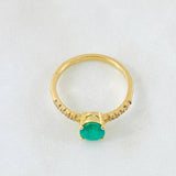 Anillo Solitario Ovalado Esmeralda 90pts Diamantes 15pts 2.9gr / T7 1/4 / Oro Amarillo 18K