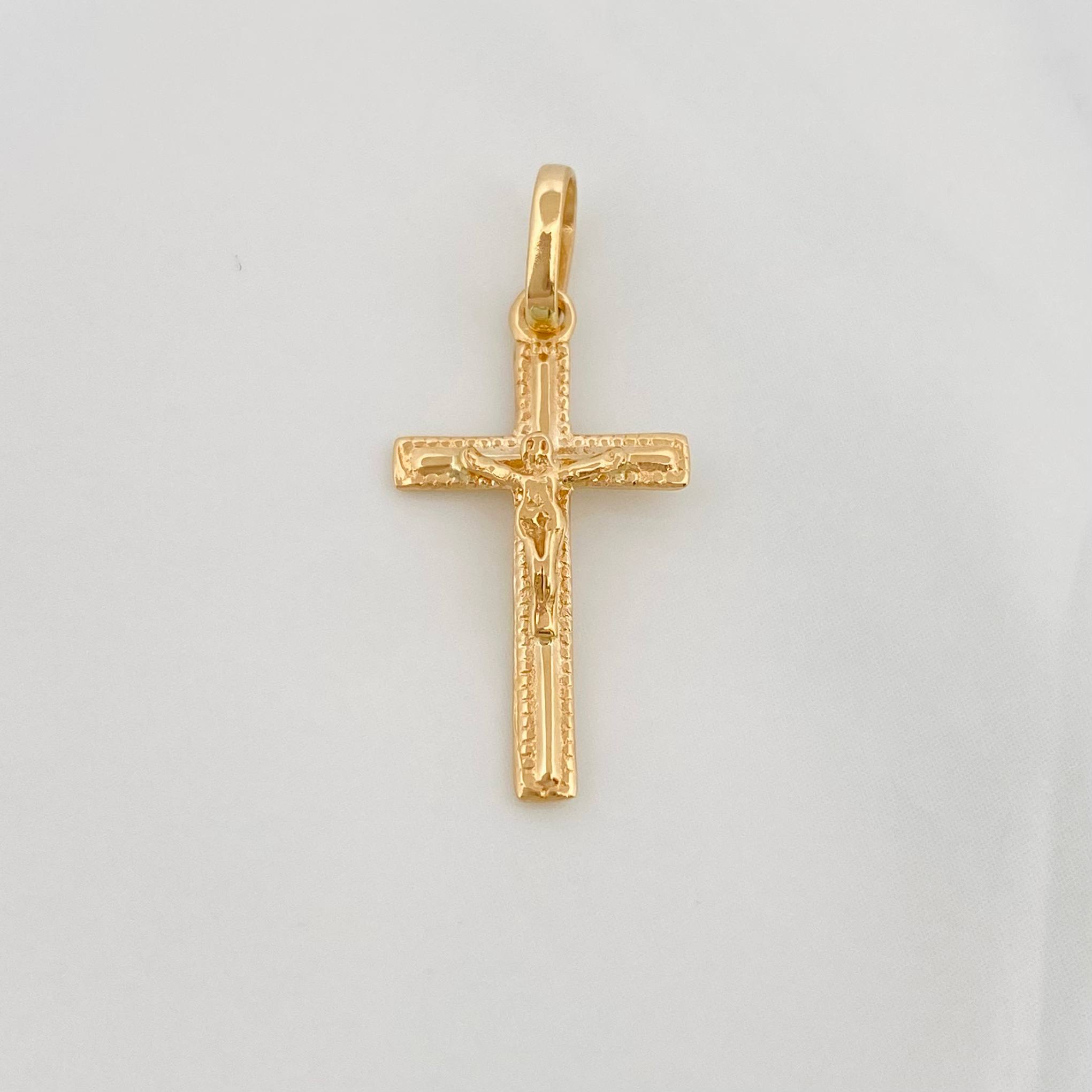 Pendant Cross Christ 0.85 g / 1 in Yellow Gold 18K