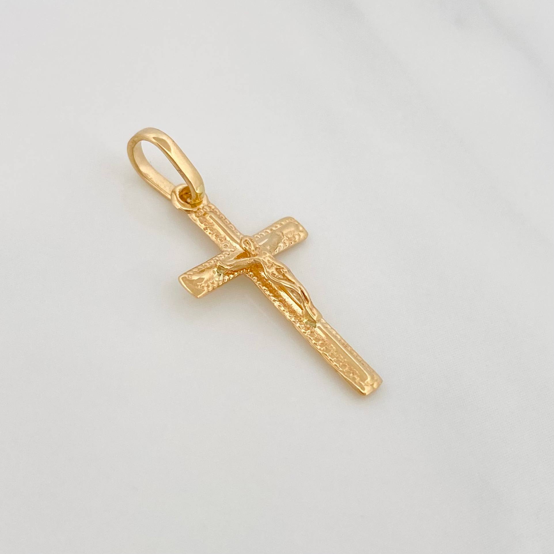 Pendant Cross Christ 0.85 g / 1 in Yellow Gold 18K