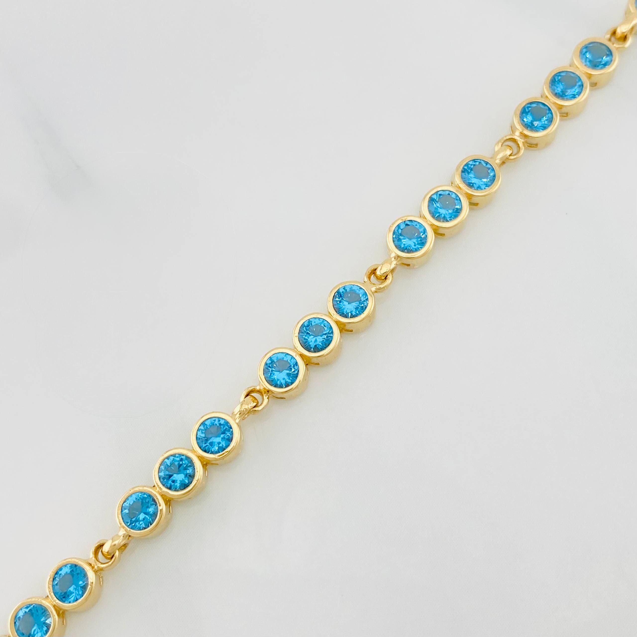 Tennis Bracelet Circles 8.25 g / 7 3/4 in / 4.2 mm Yellow Gold 18K