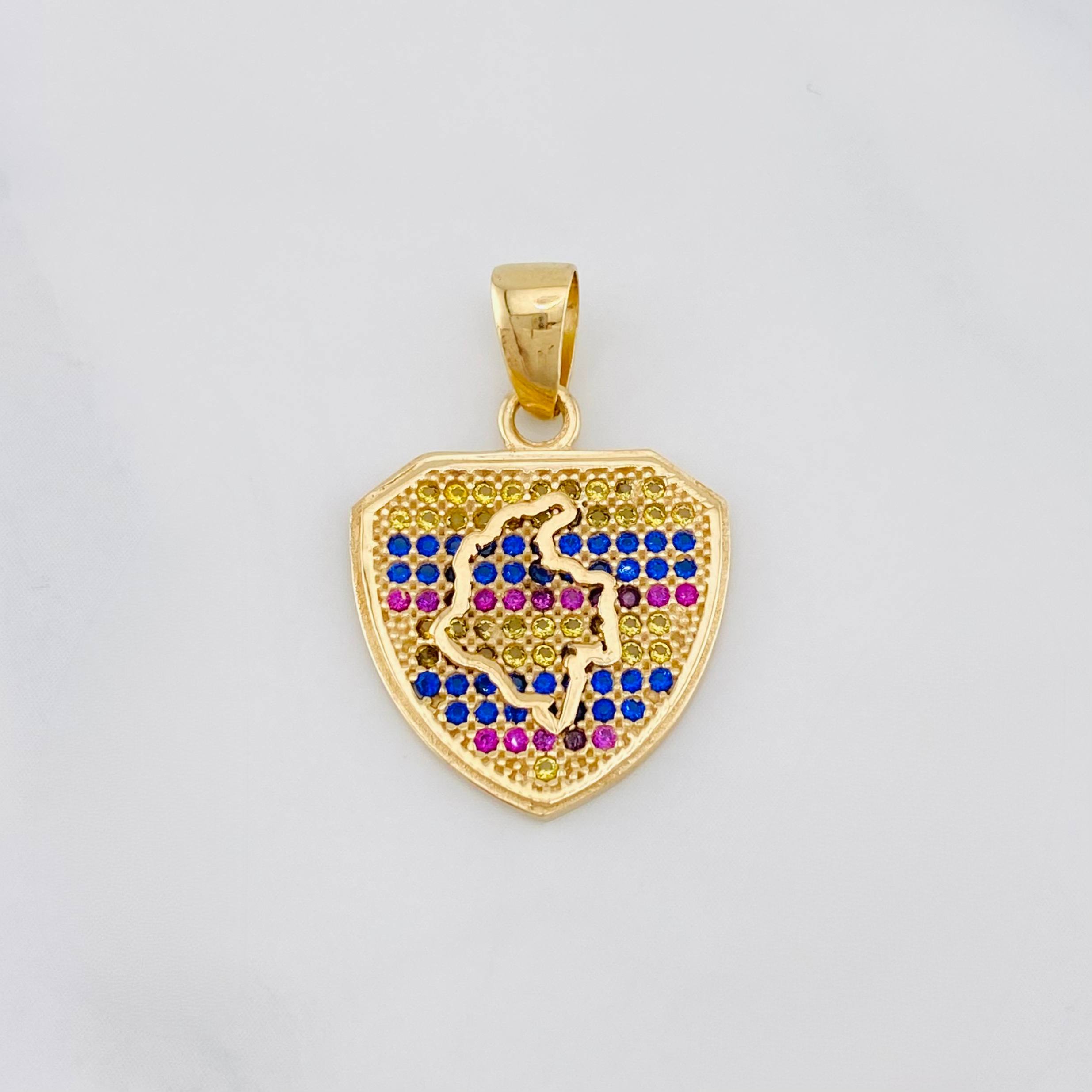 Pendant Map of Colombia 2.7 g / 1 in Yellow Gold 18K