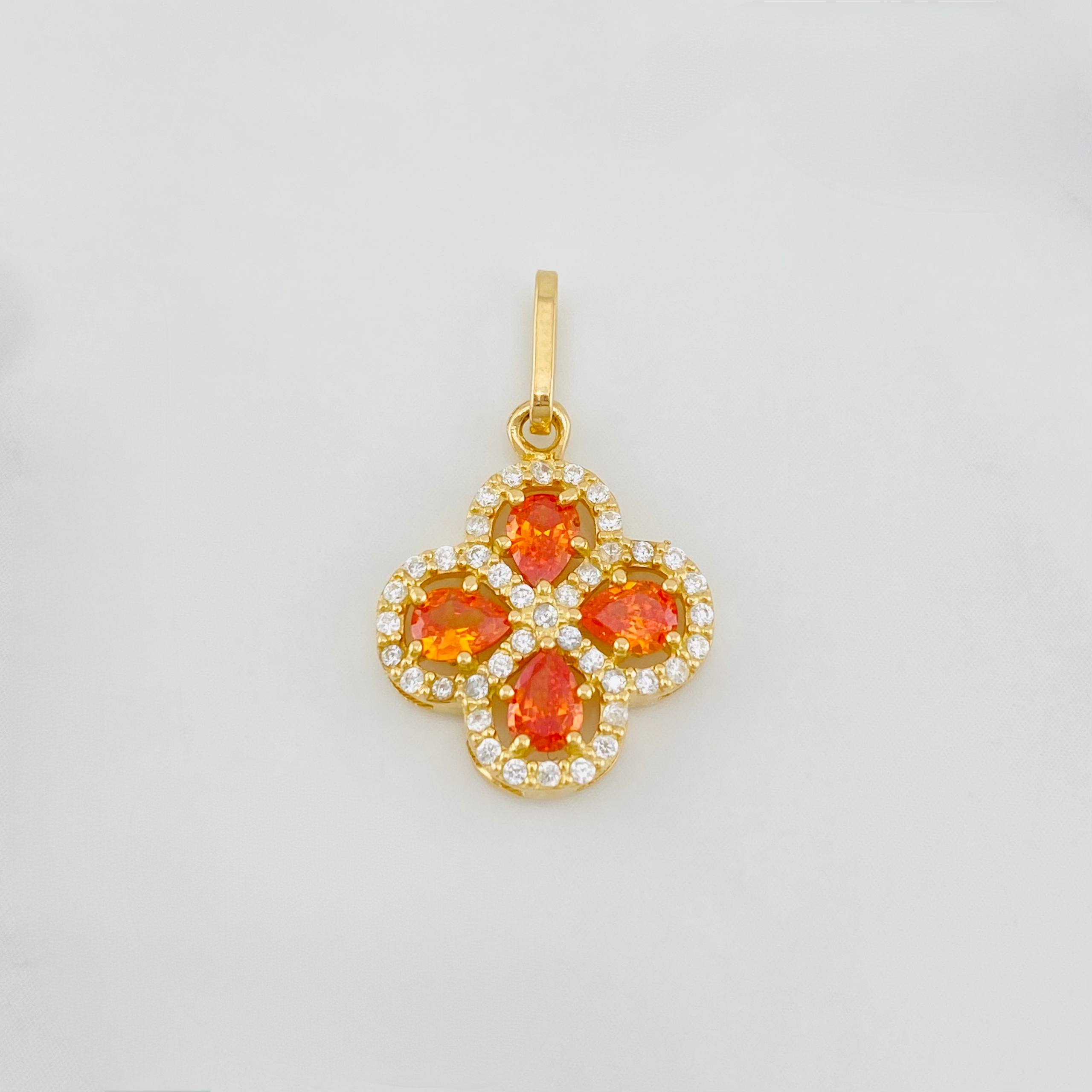 Dije Trébol 1.75 g / 3/4 in Oro Amarillo 18K