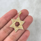 Dije Estrella De David 4.6gr / 3.5cm / Circones Blancos Oro Amarillo 18K