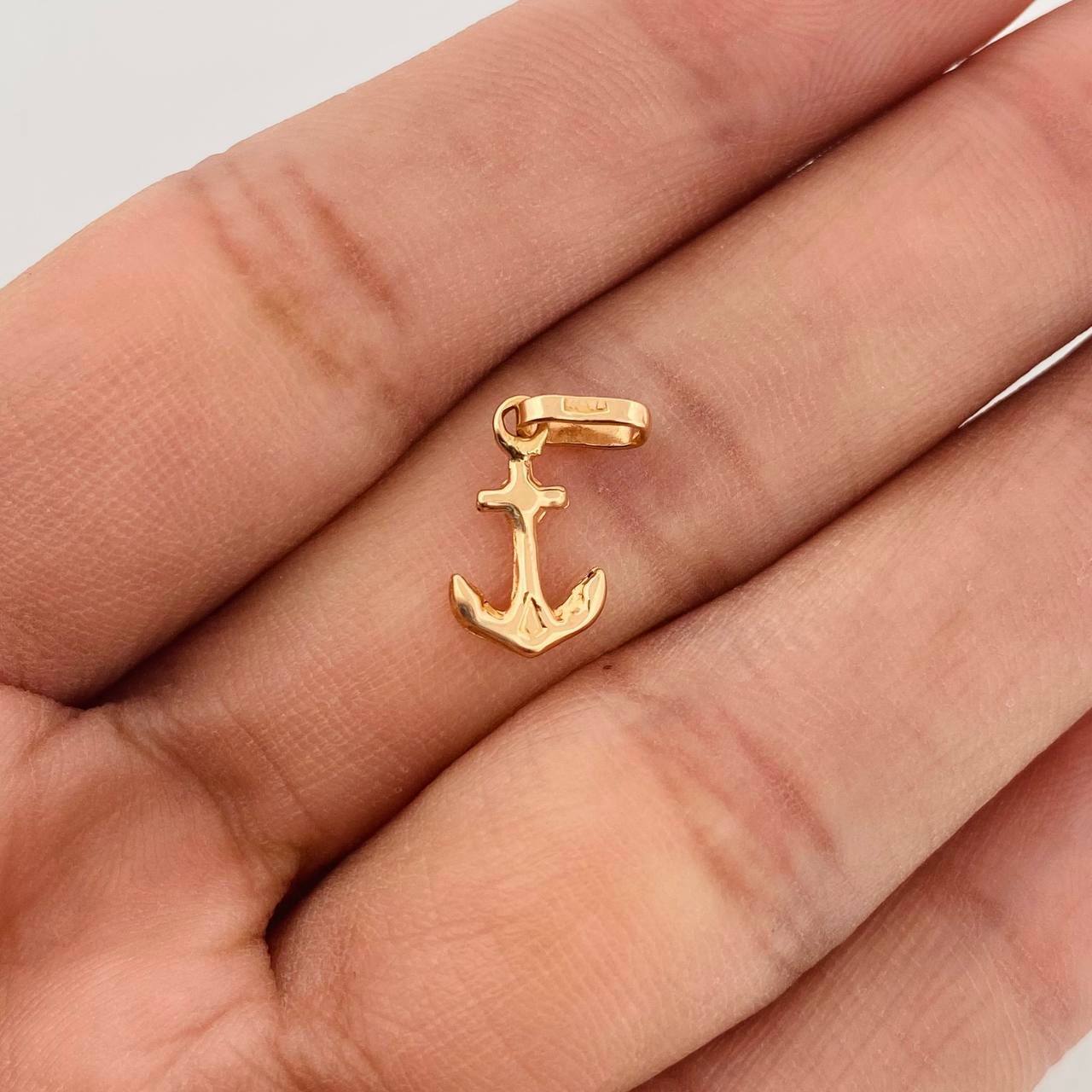 Pendant Anchor 0.5g / 3/4 in 18K Rose Gold